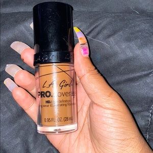 L.A Girl pro coverage foundation